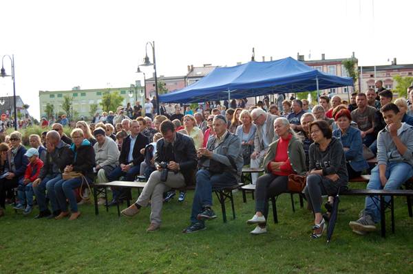 Koncert Krzysztofa Napiórkowskiego nad Jeziorem Więcborskim