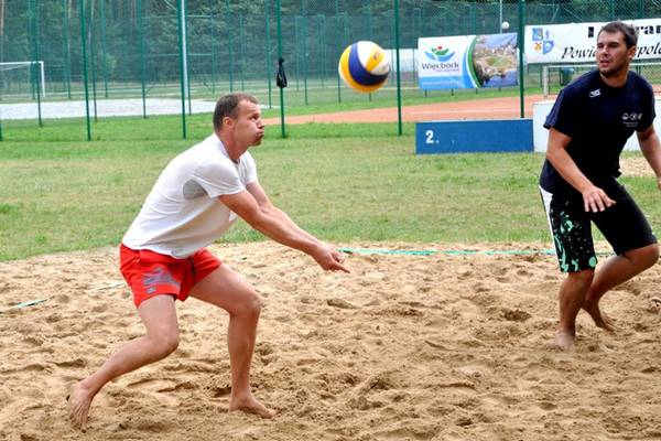 Siatkarski weekend na więcborskiej plaży