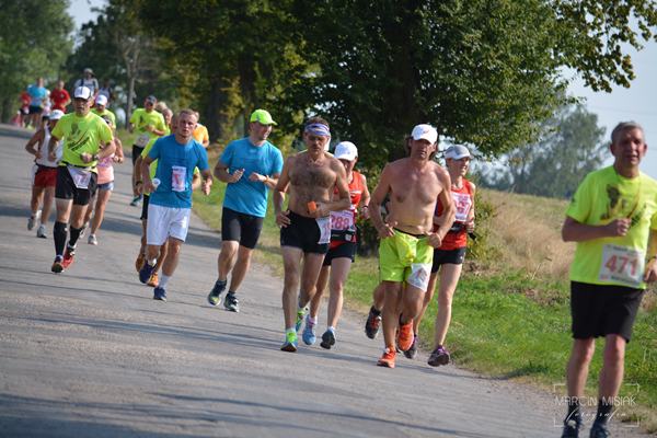 Rysiu Kałaczyński przebiegł 366 maratonów w 366 dni!