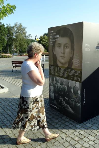 Wołają z grobów, których nie ma