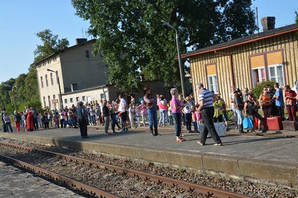 Stacja Sępólno wita