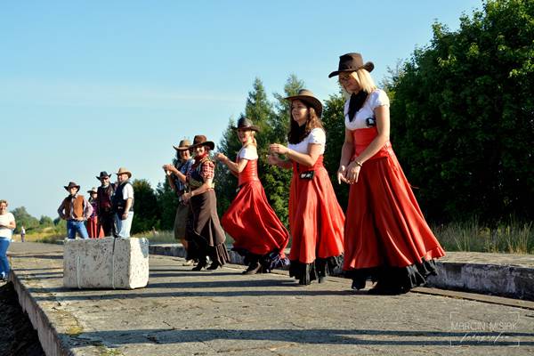 Stacja Sępólno wita