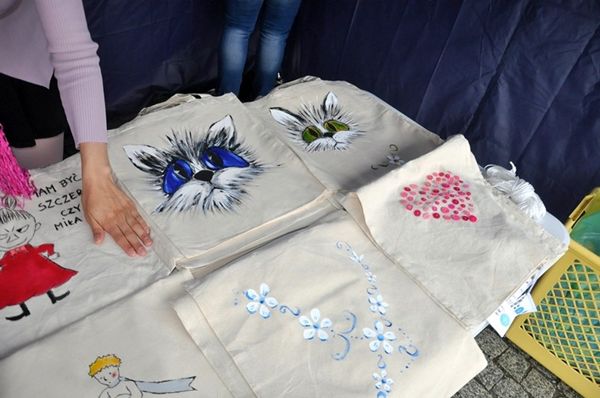 Więcbork: Torby za nakrętki na rzecz Mikołaja