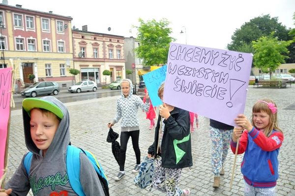Więcbork: Torby za nakrętki na rzecz Mikołaja