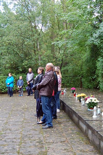 Karolewo: Żyli i żyć będą