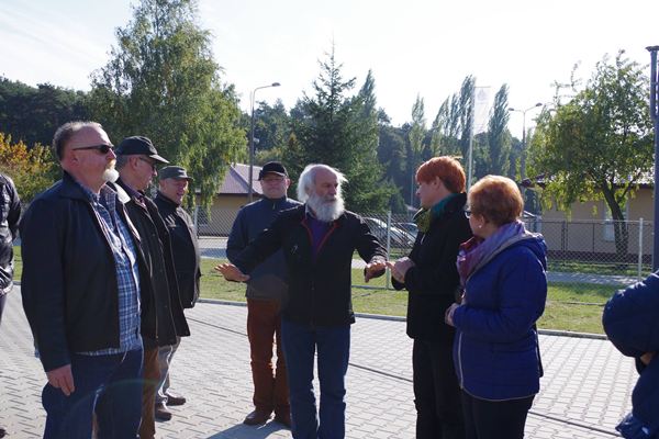 Radni z Wyrzyska w Punkcie Selektywnej Zbiórki Odpadów Komunalnych w Pniewach