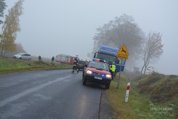 Sikorz: Kolizja ciężarówki i osobówki