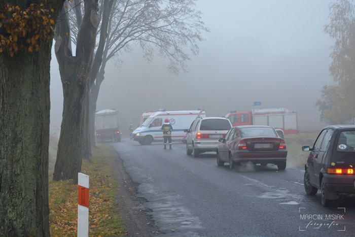 Sikorz: Kolizja ciężarówki i osobówki