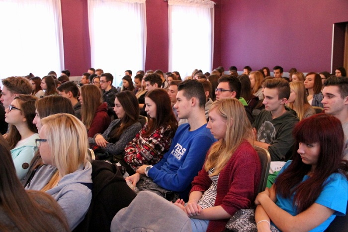 Sępólno: W obliczu wyklęcia