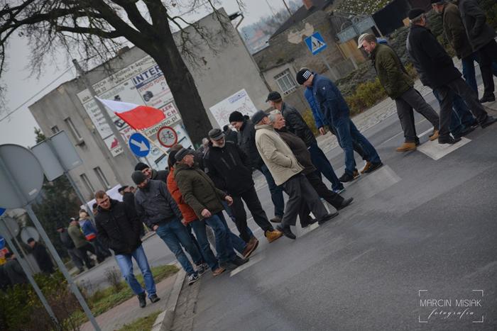 Sępólno: Rolnicy zablokowali krajówkę