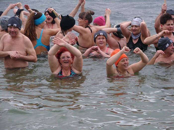 Piła: Zimno... i wodoodporni