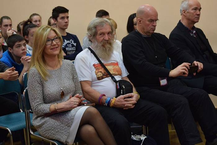 LO w Łobżenicy i Ośrodek Zamiejscowy UAM podpisały umowę o współpracy