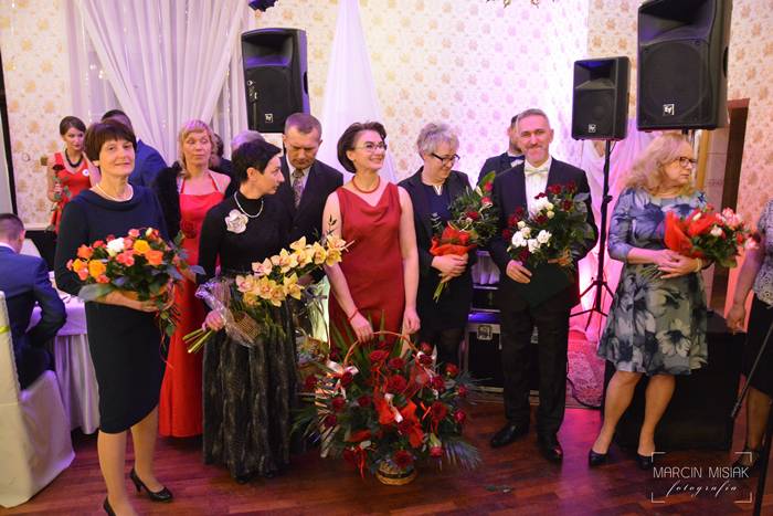 Poloneza czas zacząć - Studniówka Centrum Kształcenia Zawodowego i Ustawicznego w Więcborku (foto cz.1)