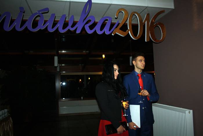 Studniówka 2016 Zespołu Szkół Ponadgimnazjalnych w Sępólnie Krajeńskim (foto)