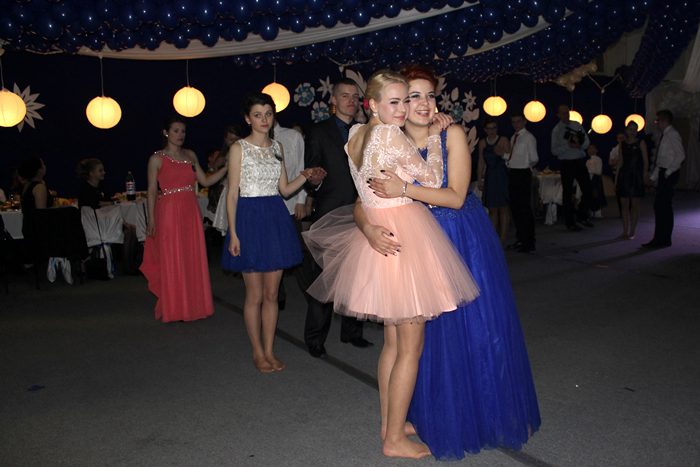 Studniówka 2016 Liceum Ogólnokształcącego im. Janusza Korczaka w Więcborku (foto cz.3)