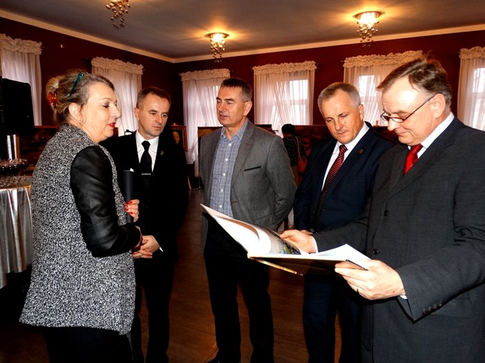 Wystawa malarstwa Edmunda Gunscha w Centrum Kultury i Sztuki w Sępólnie