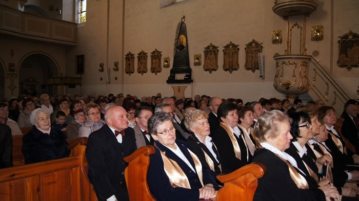 Więcbork: Koncert Chórów z okazji obchodów 1050-lecia Chrztu Polski