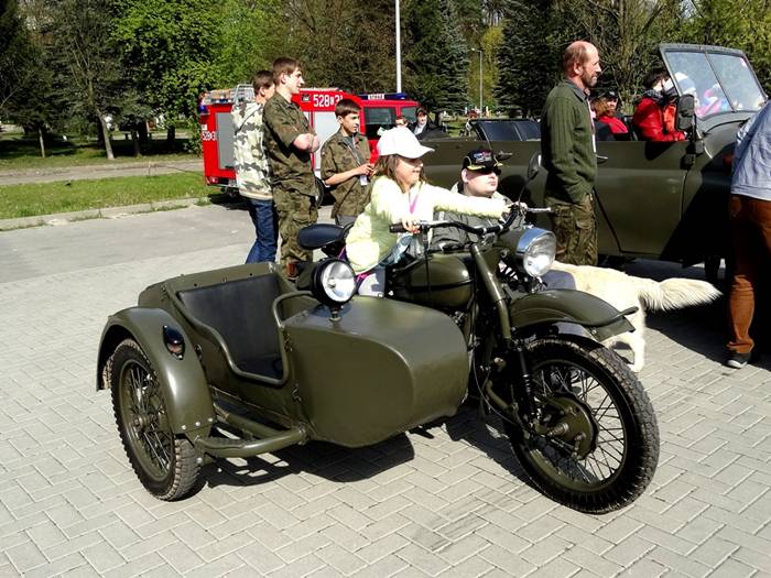 II Zlot Pojazdów Zabytkowych ? Hity PRL-u i koncert zespoły NO TO CO w pierwszy dzień majowych świąt w Sępólnie Krajeńskim