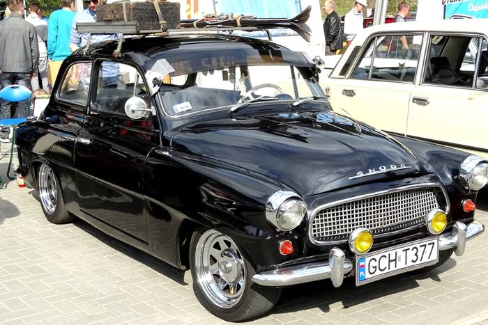 II Zlot Pojazdów Zabytkowych ? Hity PRL-u i koncert zespoły NO TO CO w pierwszy dzień majowych świąt w Sępólnie Krajeńskim