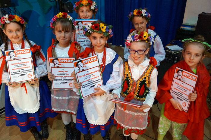 Kamień: Jesteśmy Polką i Polakiem