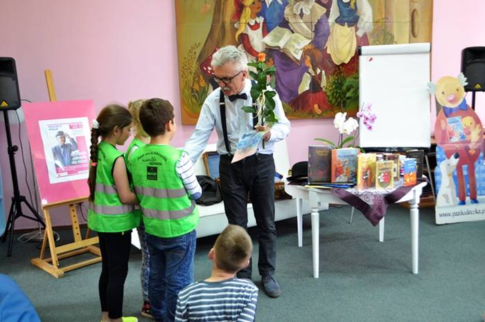 Sępólno: Spotkanie z autorem książek dla dzieci ? Wojciechem Widłakiem