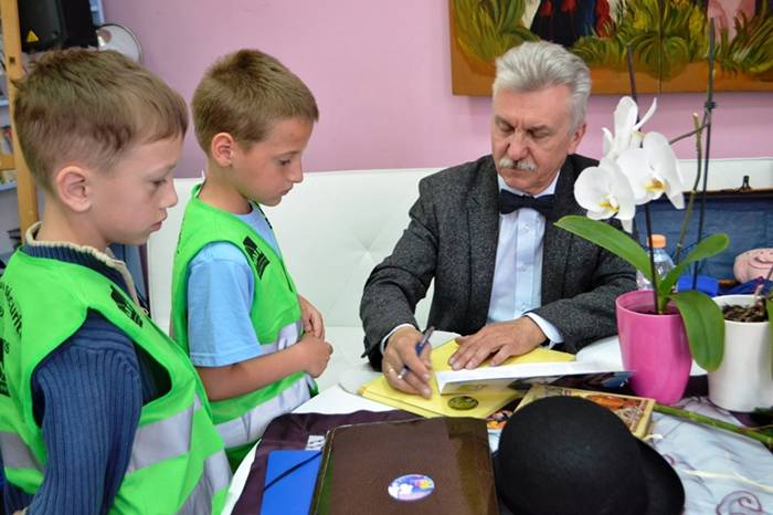 Sępólno: Spotkanie z autorem książek dla dzieci ? Wojciechem Widłakiem