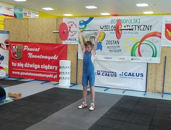 Zwycięstwo młodych atletów MLKS Krajna Sępólno w Ogólnopolskim Wieloboju Atletycznym