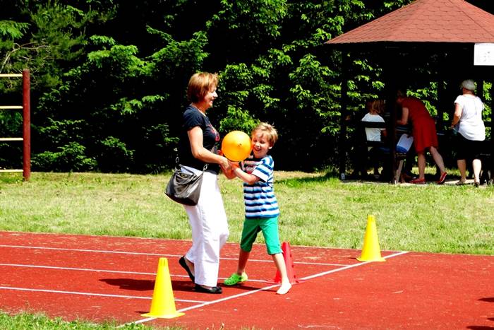 Wiśniewa: Piknik sportowy z mamą i tatą