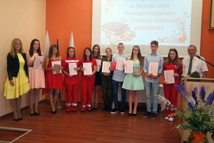 Zakończenie roku szkolnego 2015/2016 w Zespole Szkół Ponadgimnazjalnych im. Tadeusza Kościuszki w Łobżenicy
