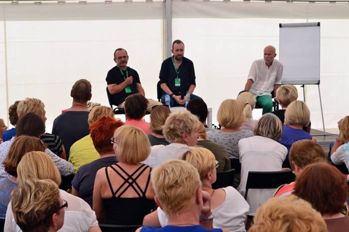 LITERACKI WOODSTOCK czyli o Ogólnopolskim Zlocie Dyskusyjnych Klubów Książki