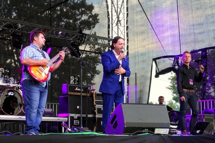 Gorący głos na włoskie wieczory - koncert Roberto Zucaro w Sępólnie