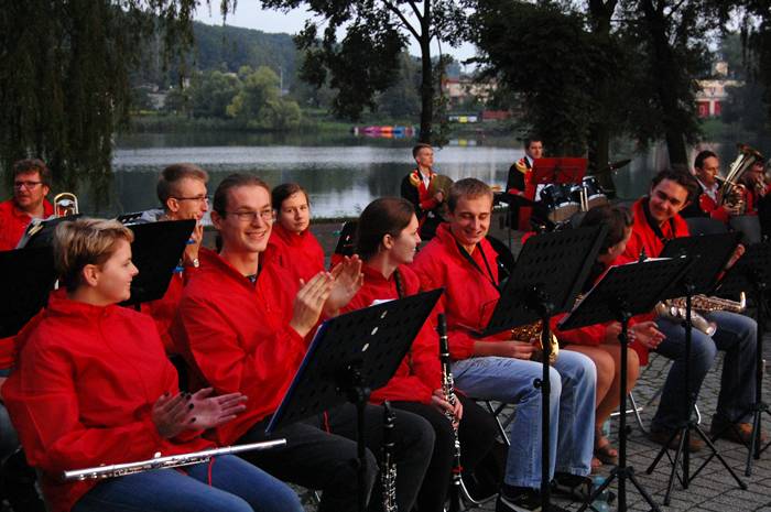 Bitwa naDęta na trzy batuty - ostatni koncert na Więcborskiej Scenie Letniej