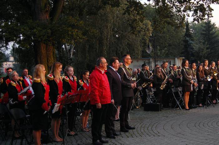 Bitwa naDęta na trzy batuty - ostatni koncert na Więcborskiej Scenie Letniej