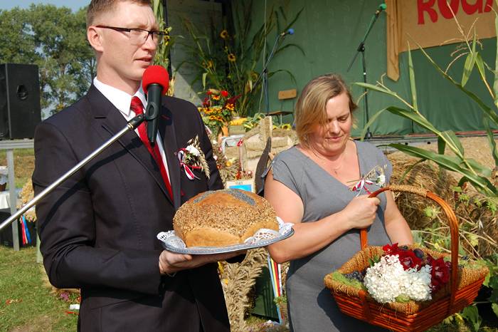 Sośno: Dożynki Gminne w Rogalinie [foto cz.1]