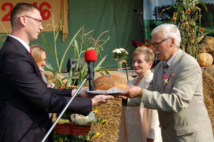 Sośno: Dożynki Gminne w Rogalinie [foto cz.1]