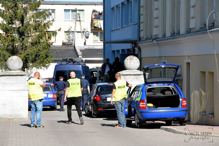 Sępólno: Atak terrorystyczny w Urzędzie [nowe zdjęcia]