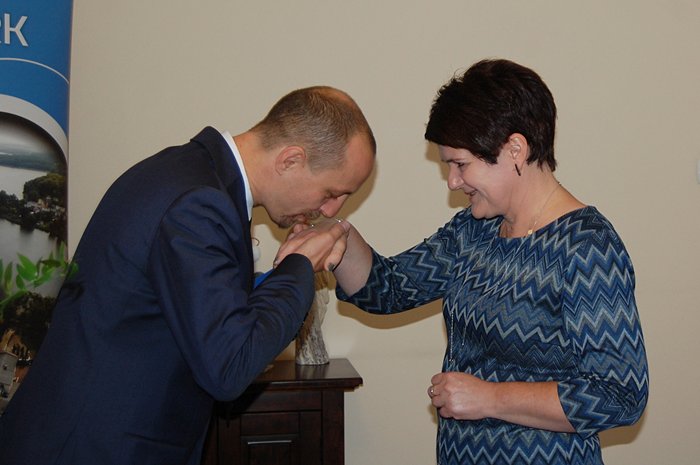 Burmistrz Więcborka wręczył nagrody nauczycielom