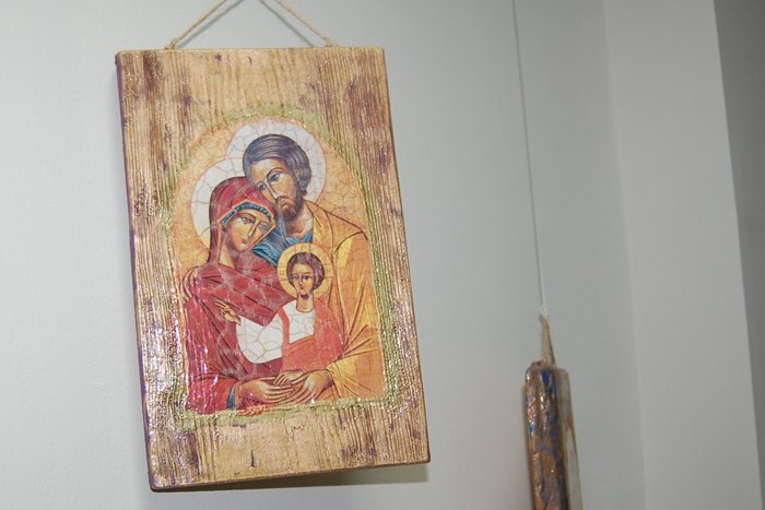 Wystawa fotografii z życia bł. ks. Jerzego Popiełuszki w więcborskiej bibliotece