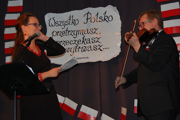 Wieczór poezji i pieśni patriotycznej w Więcborku