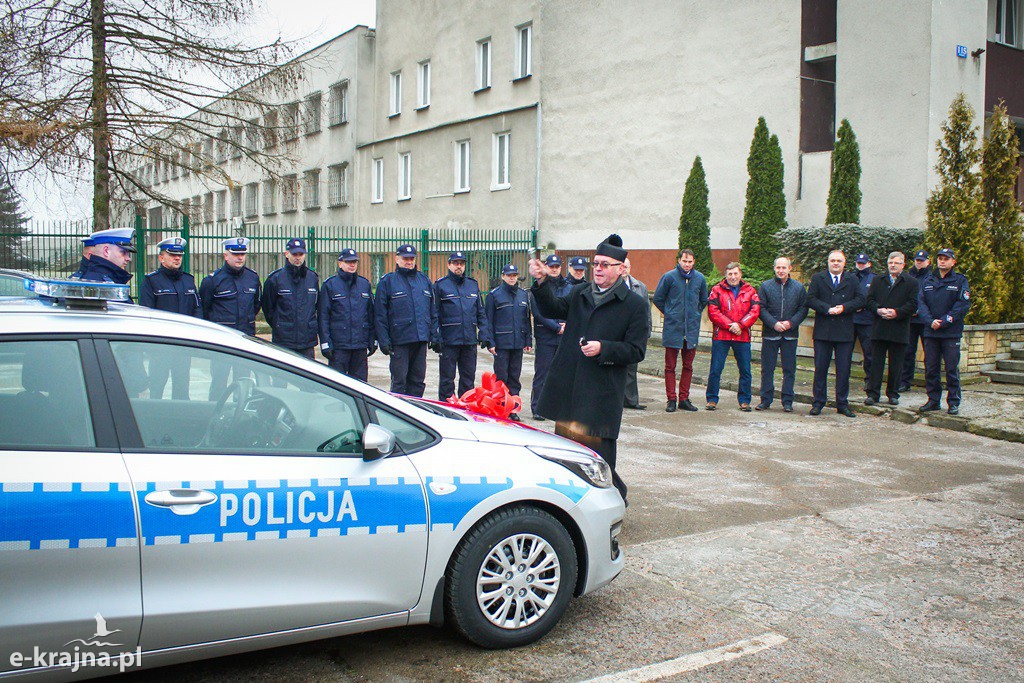 Policjanci dziękują Powiatowi