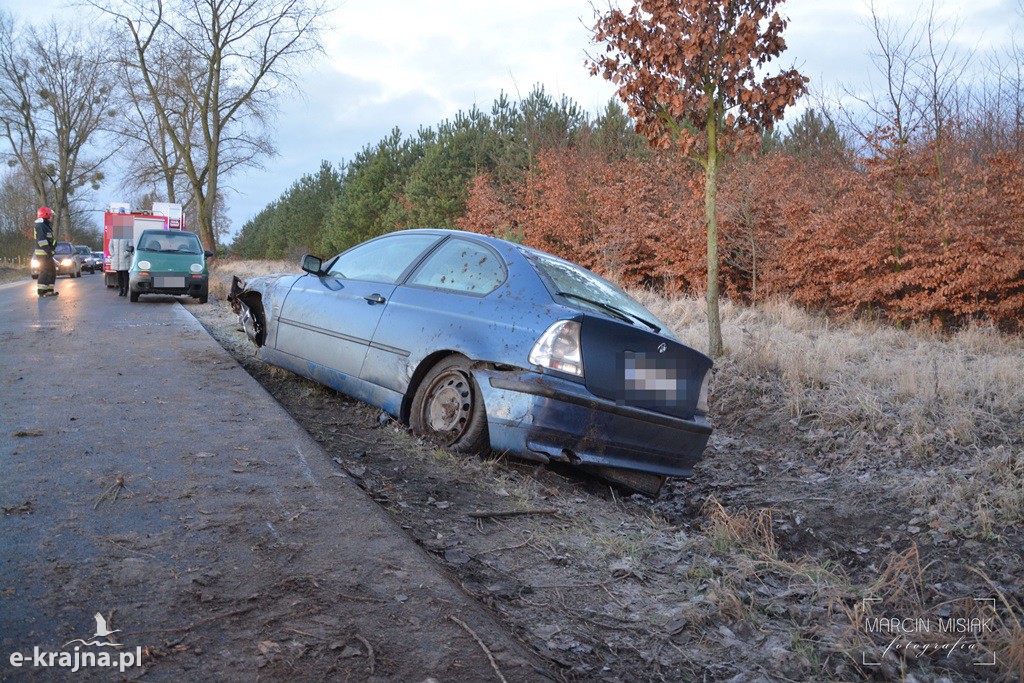 Dachowanie BMW w Iłowie