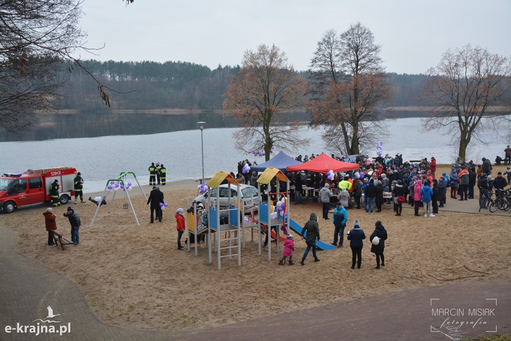 Powitanie Nowego Roku na sępoleńskiej plaży