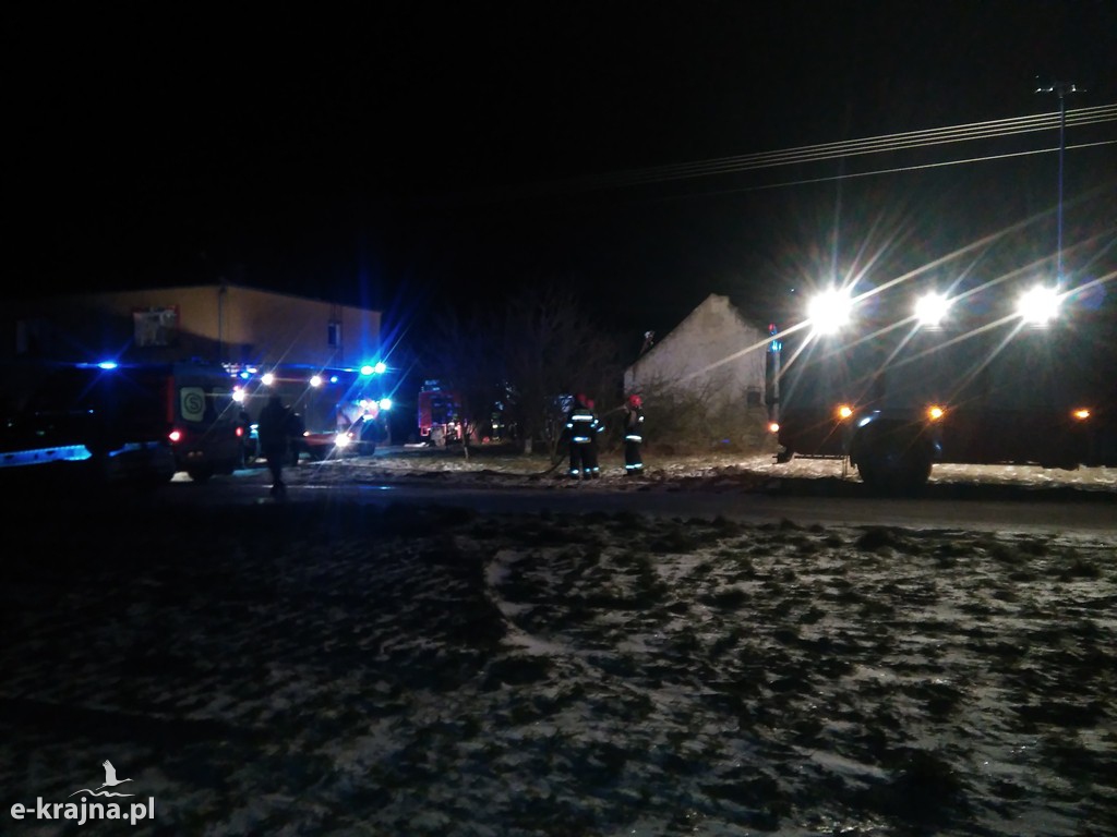 Pożar budynku gospodarczego w Wałdowie. Jedna osoba poszkodowana