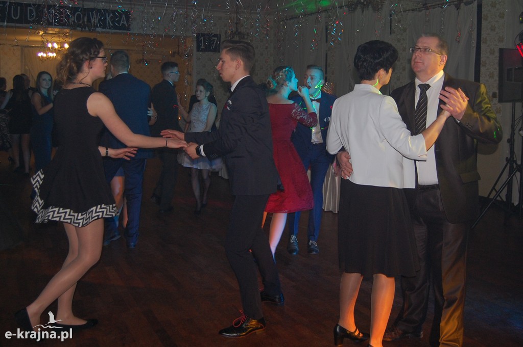 Studniówka ZSCKR w Sypniewie