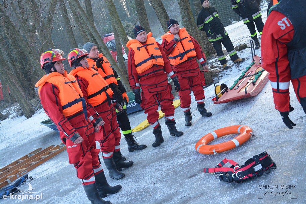Ćwiczenia z ratownictwa lodowego
