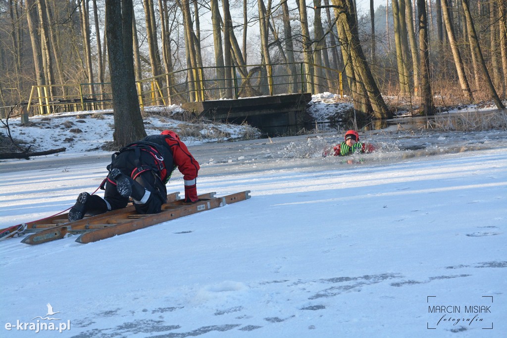 Ćwiczenia z ratownictwa lodowego