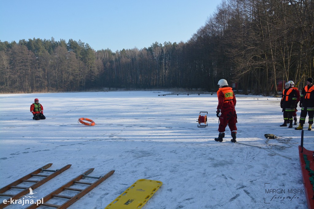 Ćwiczenia z ratownictwa lodowego
