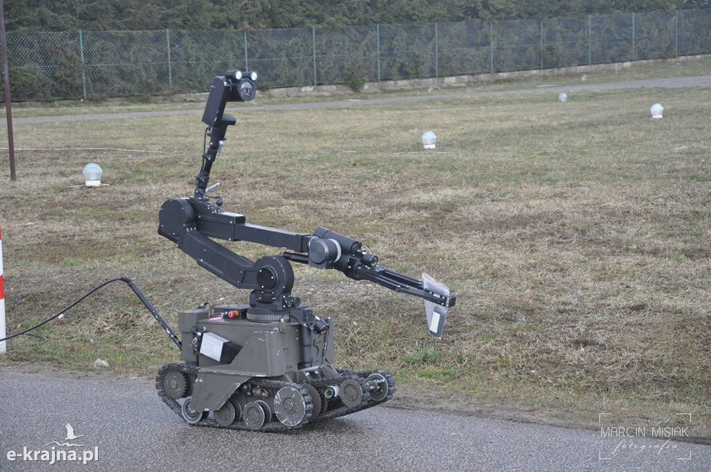 Terroryści uprowadzili autobus z uczniami