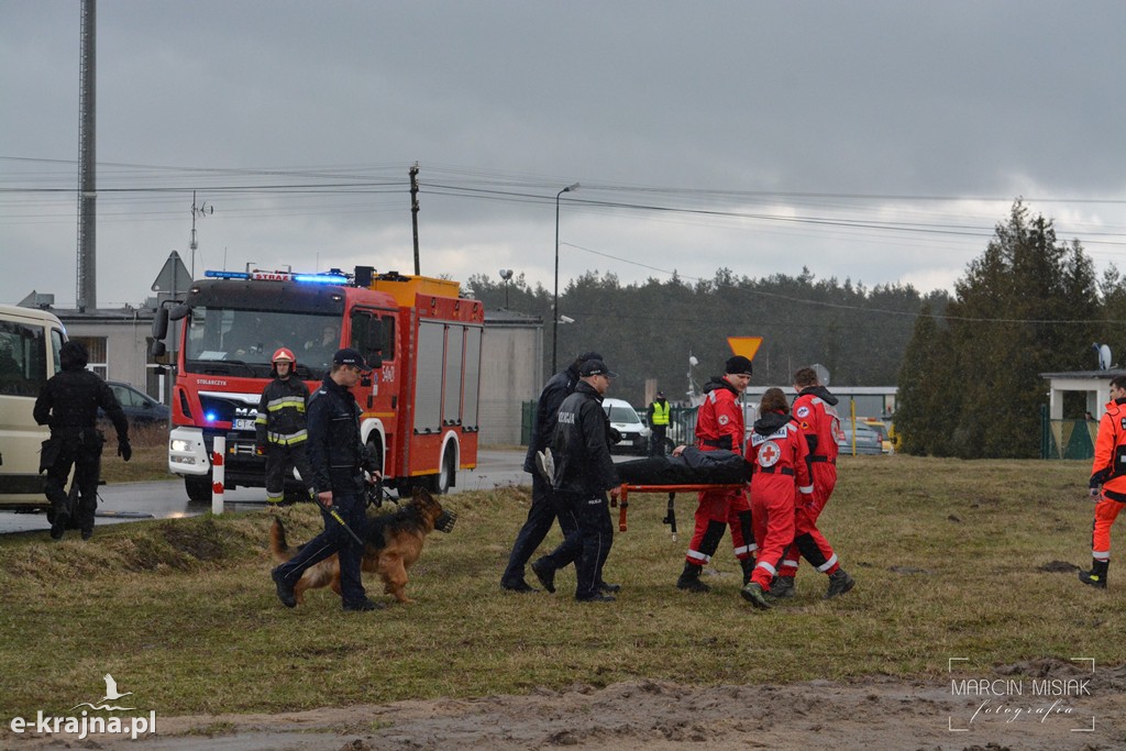 Terroryści uprowadzili autobus z uczniami