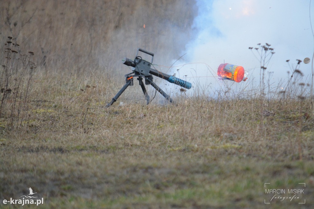 Terroryści uprowadzili autobus z uczniami